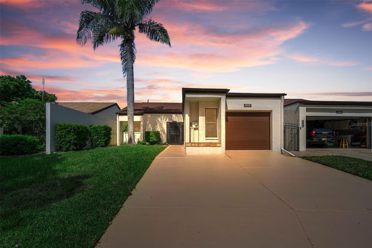 4519 Somerset Pl., New Port Richey, FL 34652