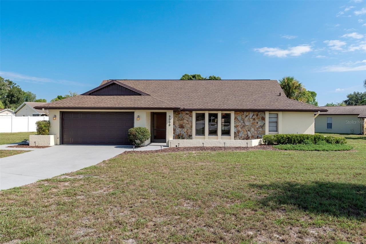 9009 Heather Blvd., Weeki Wachee, FL 34613