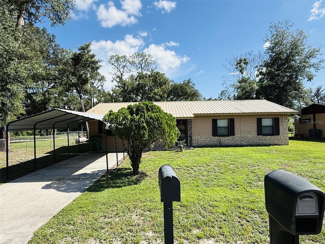 39048 Blue Jay Ave., Zephyrhills, FL 33542