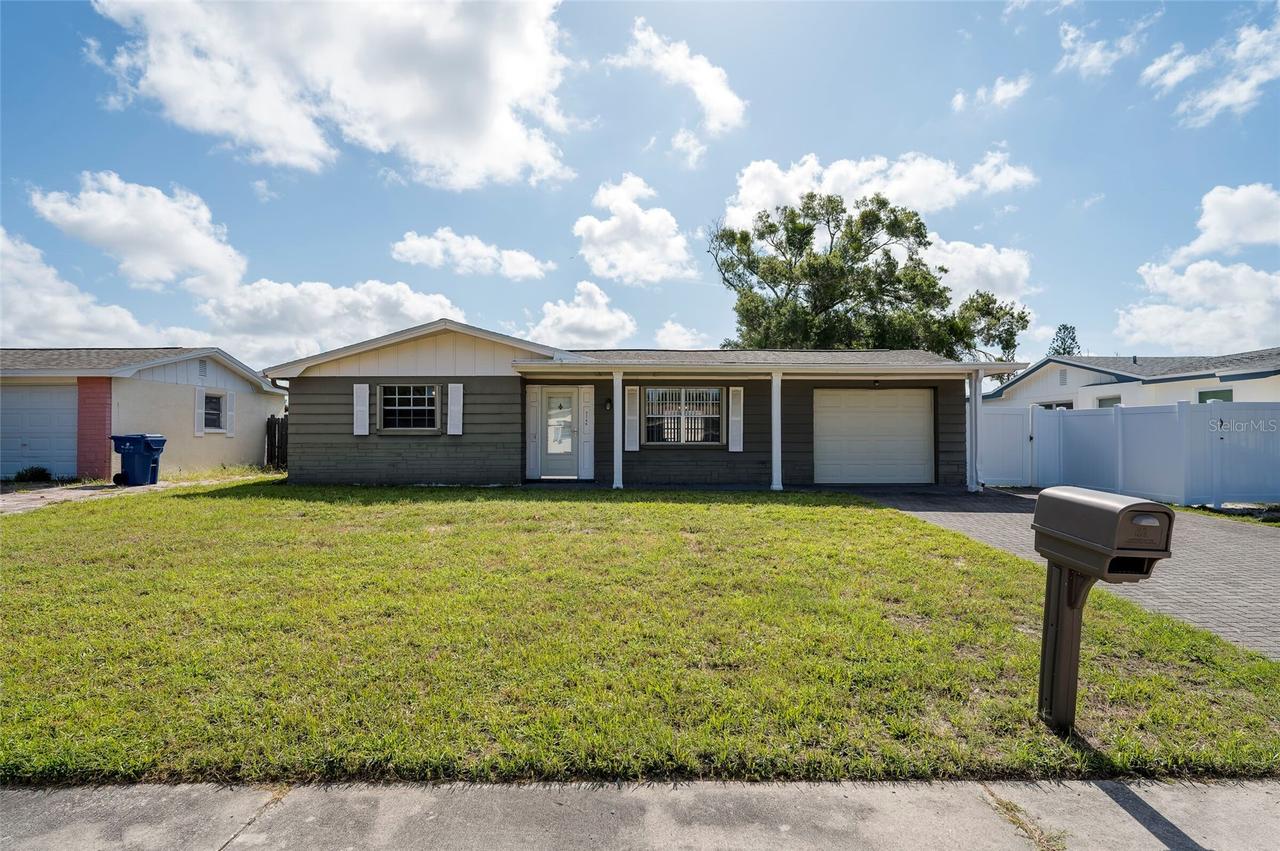 3246 Brookfield Dr., Holiday, FL 34691