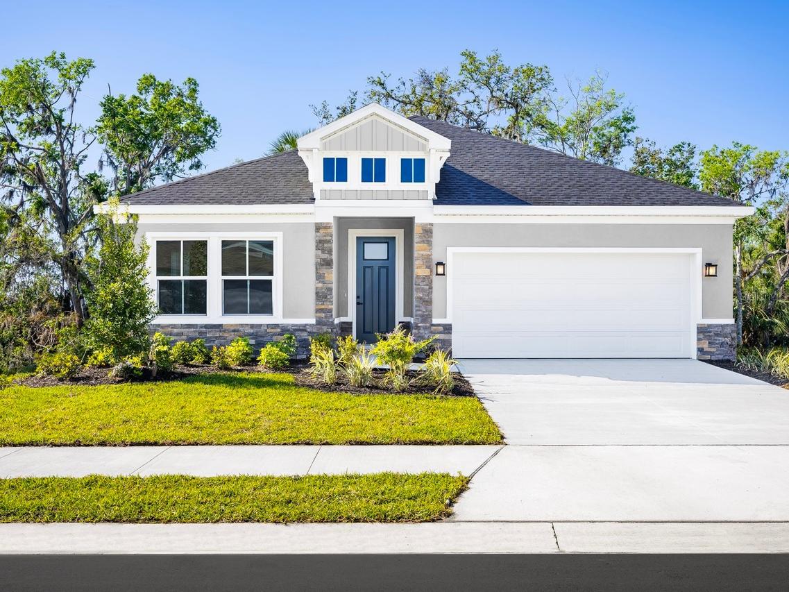 22134 Pine Grove Loop, Leesburg, FL 34748