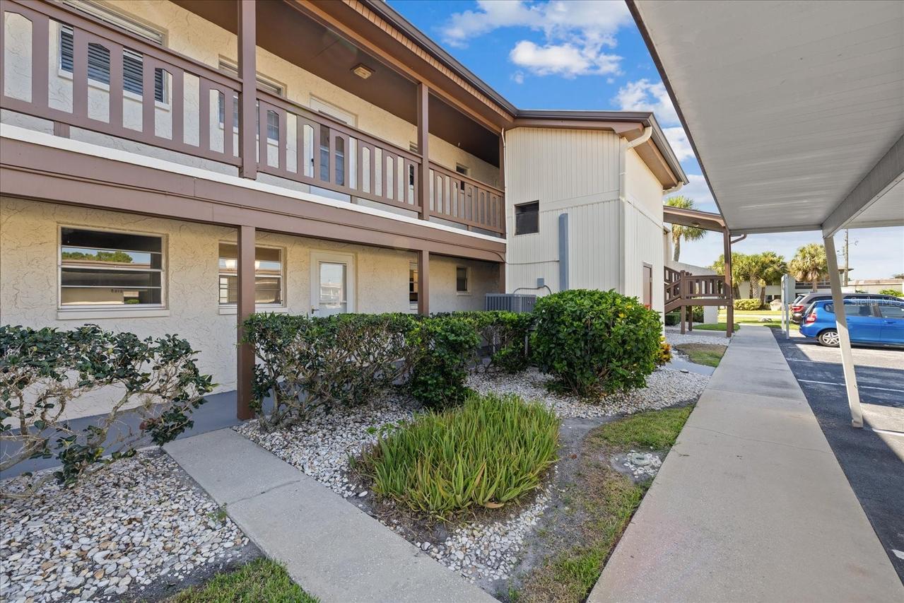 5154 Turquoise Ln. #106, New Port Richey, FL 34652