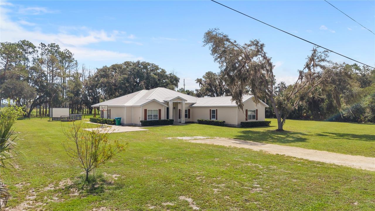 324 NE 300th St., Cross City, FL 32628