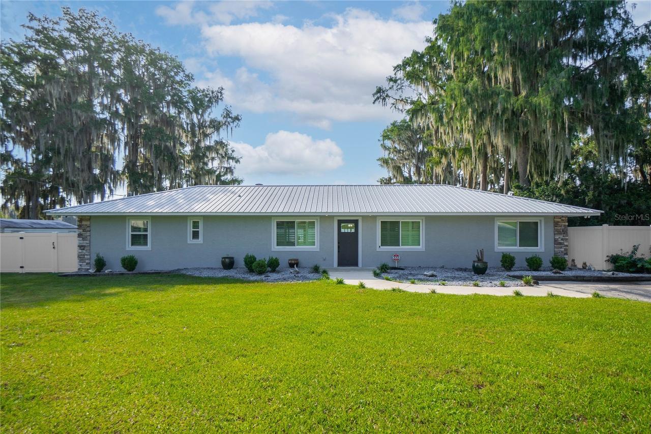 221 S Hunting Lodge Dr., Inverness, FL 34453