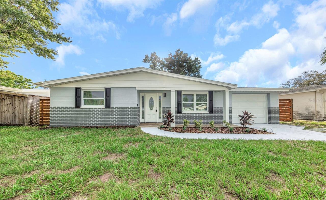 2332 Chancery Dr., Holiday, FL 34690
