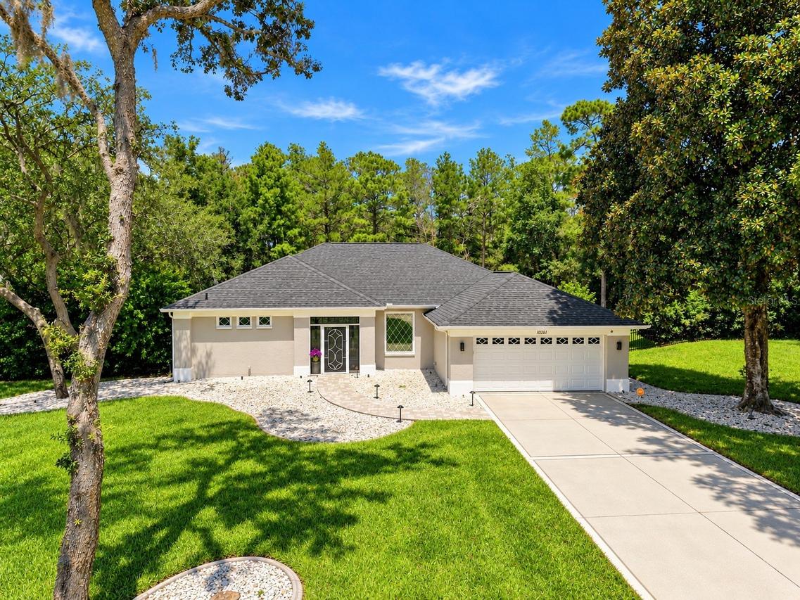 10261 Woodland Waters Blvd., Weeki Wachee, FL 34613