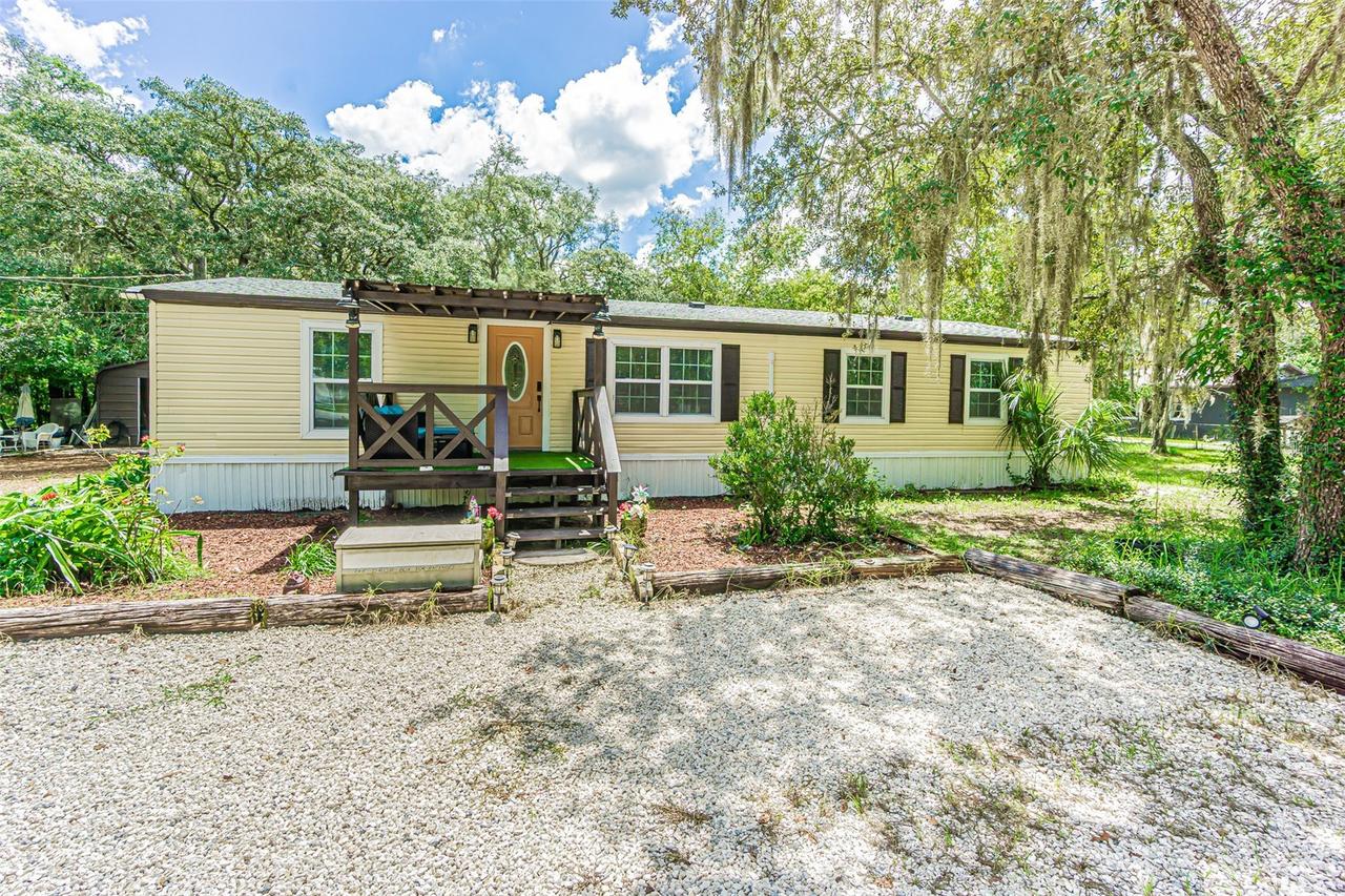 11420 English Walnut St., Hudson, FL 34669