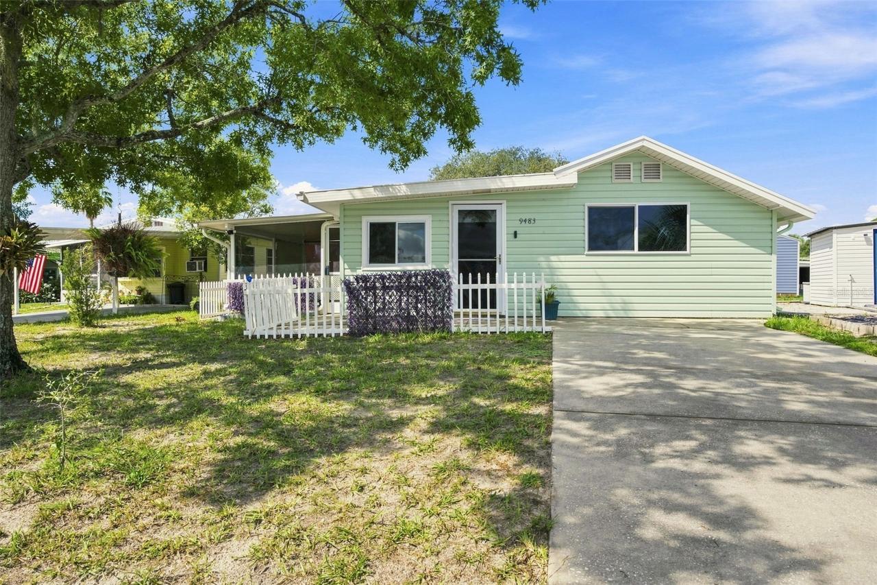 9483 Gray Fox Dr., Weeki Wachee, FL 34613