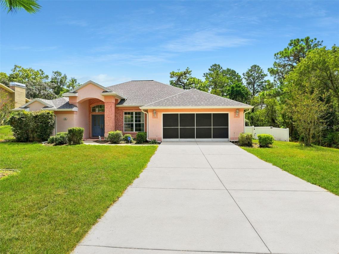 56 Oak Village Blvd., Homosassa, FL 34446