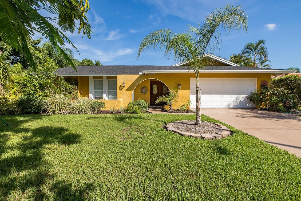 11555 Pine St., Seminole, FL 33772