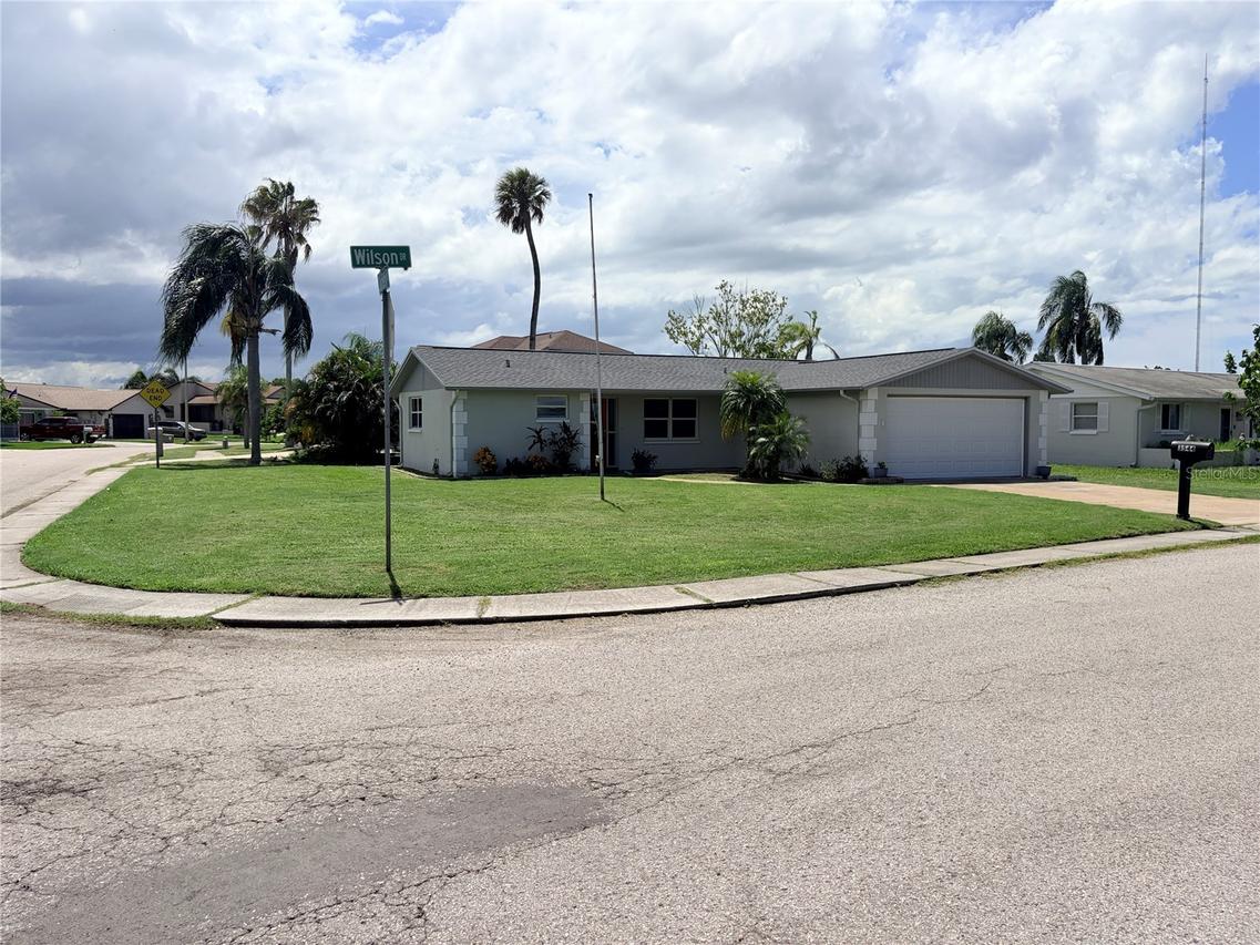 3544 Wilson Dr., Holiday, FL 34691