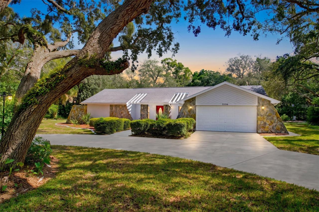 7256 Royal Oak Dr., Spring Hill, FL 34607