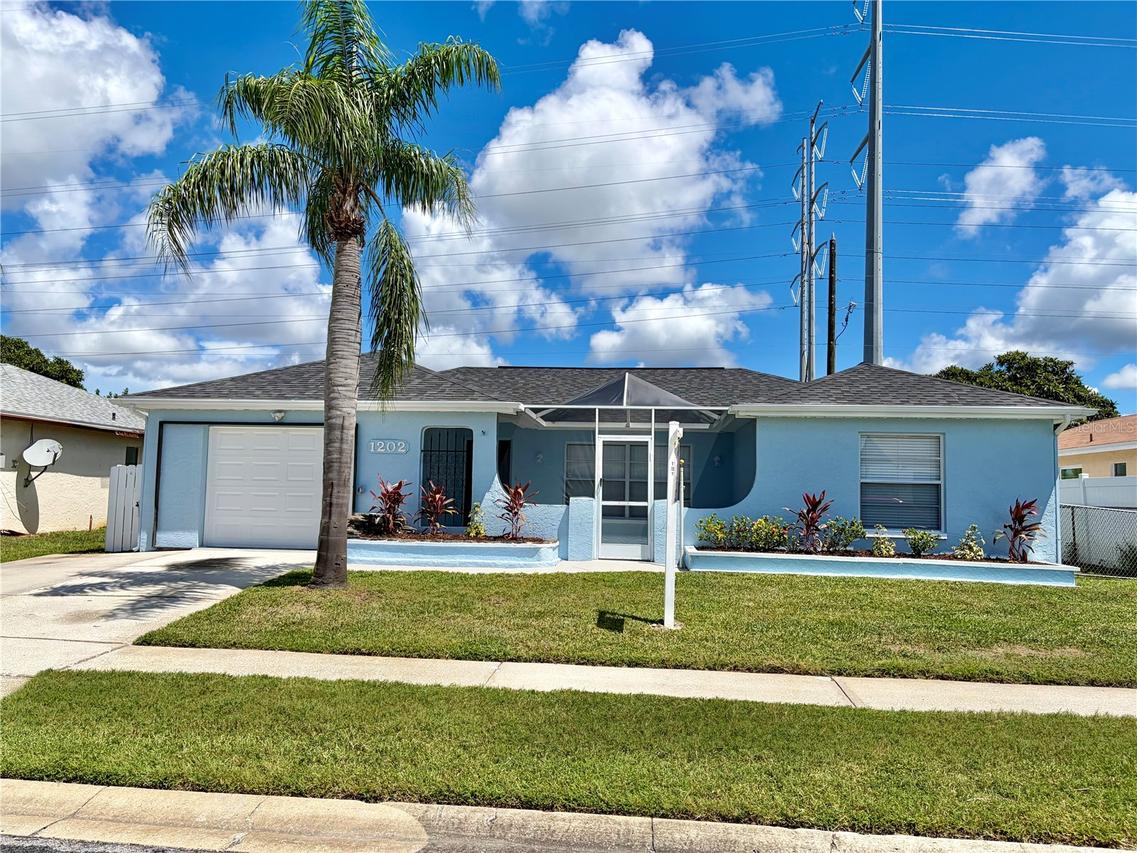 1202 Mandarin Dr., Holiday, FL 34691
