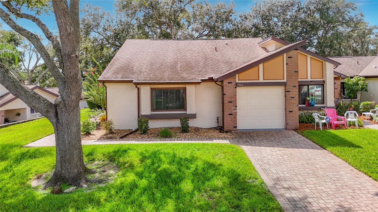 7406 Heather Walk Dr., Weeki Wachee, FL 34613