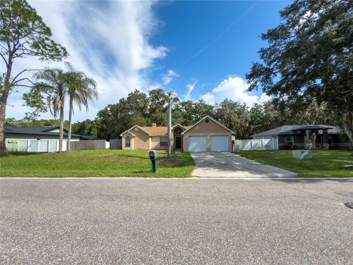 23437 Shining Star Dr., Land O Lakes, FL 34639
