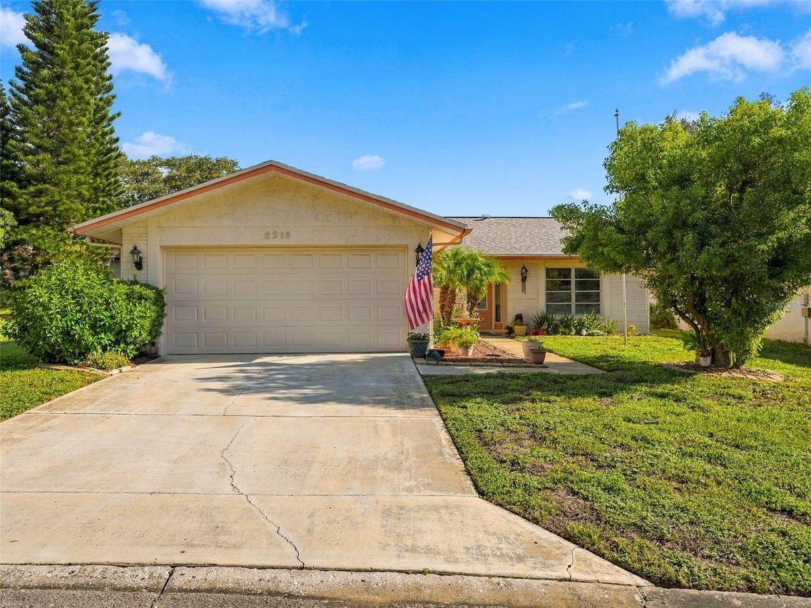 8215 San Felipe Ct., Port Richey, FL 34668