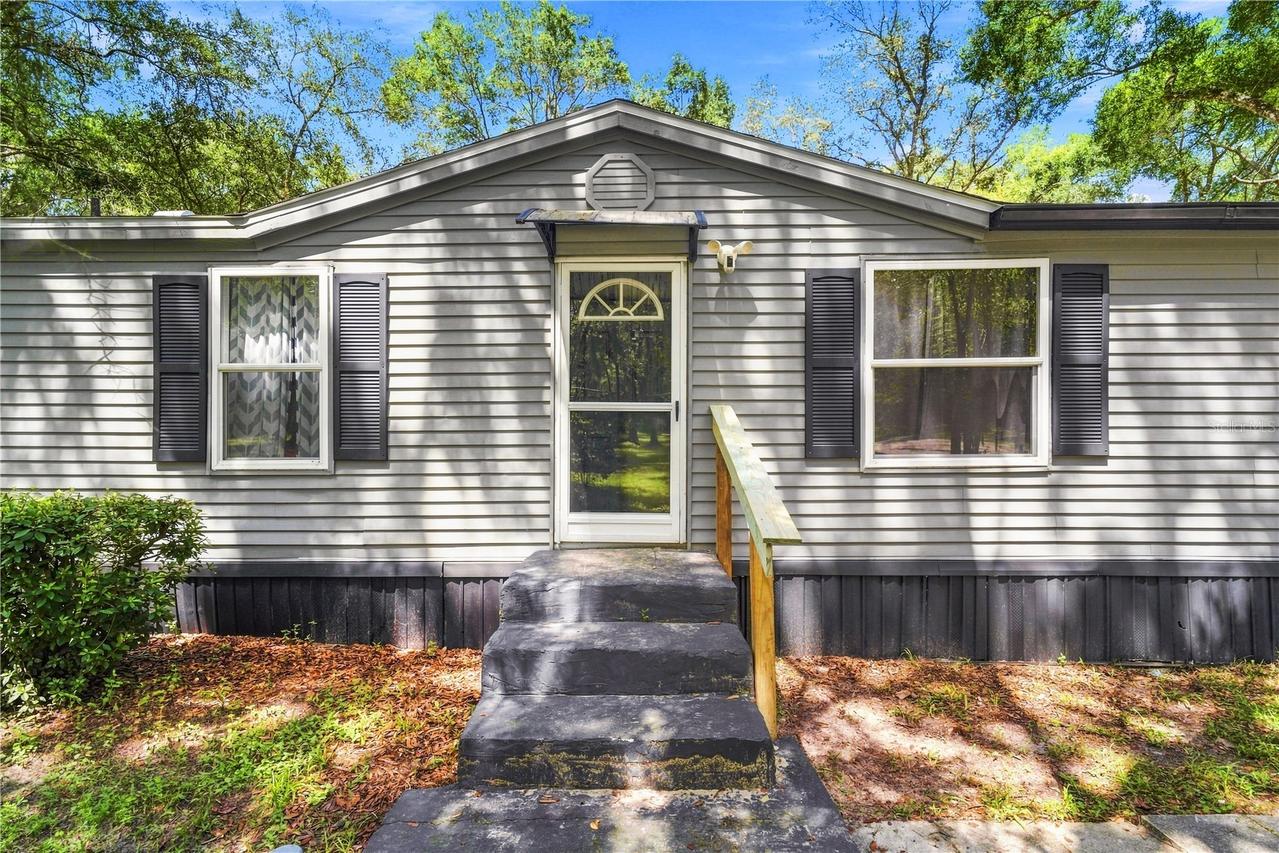 7395 Robb Rd., Brooksville, FL 34602