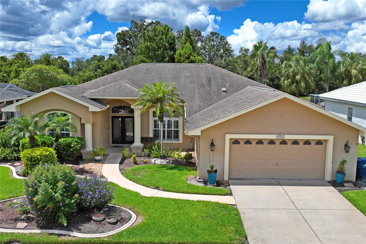 23218 Cypress Trail Dr., Lutz, FL 33549