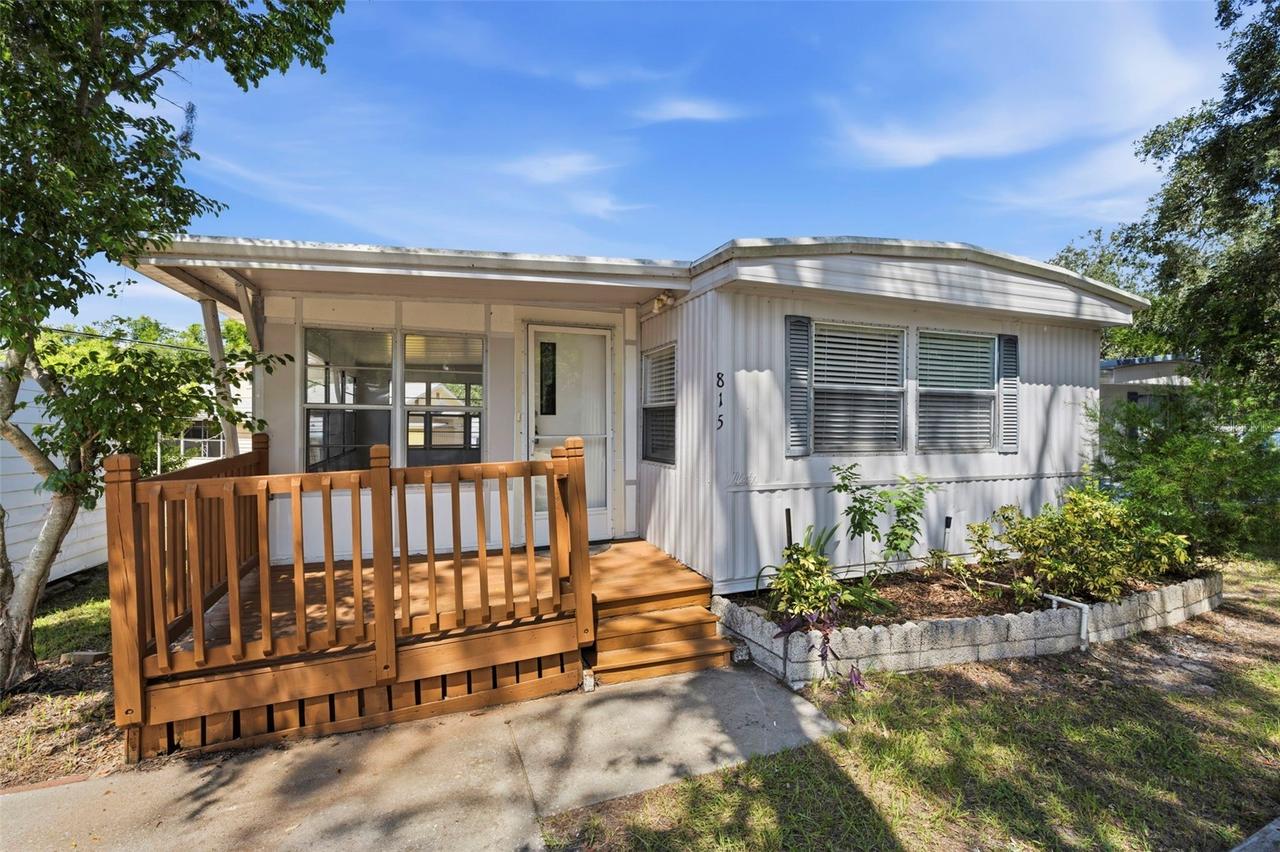 815 Elkan Dr., Tarpon Springs, FL 34689