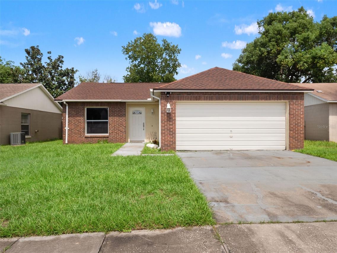 8937 Valencia Gardens Dr., Orlando, FL 32825