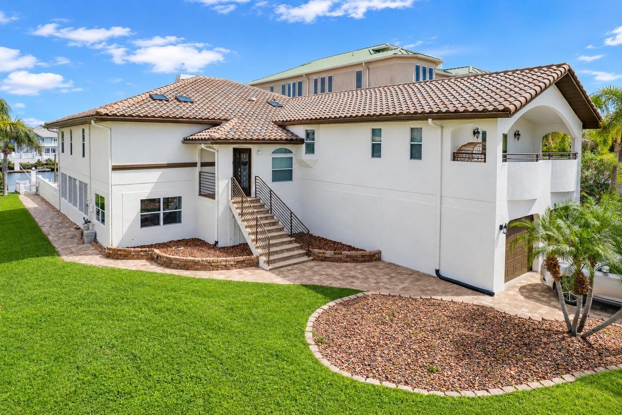 5226 Westshore Dr., New Port Richey, FL 34652