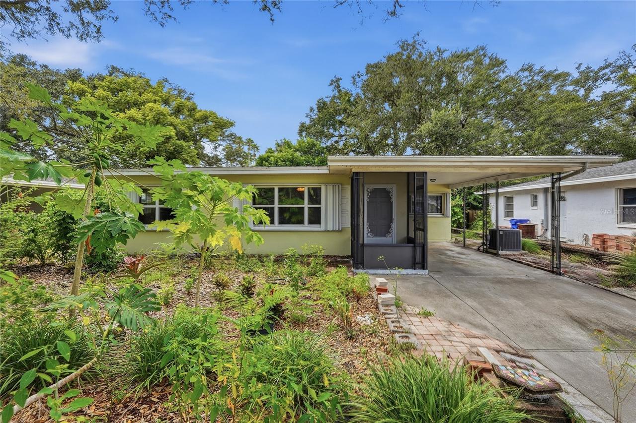 1632 San Mateo Dr., Dunedin, FL 34698