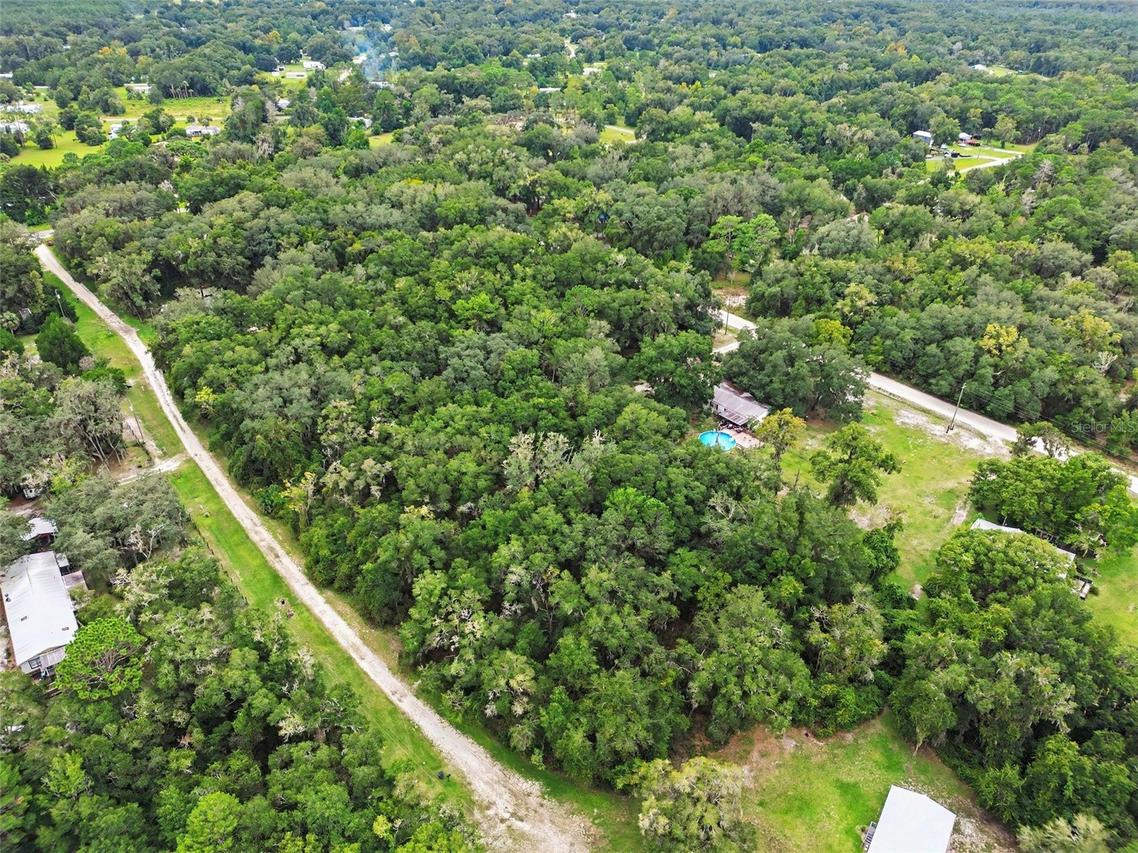 109 Chilton Pl., Satsuma, FL 32189