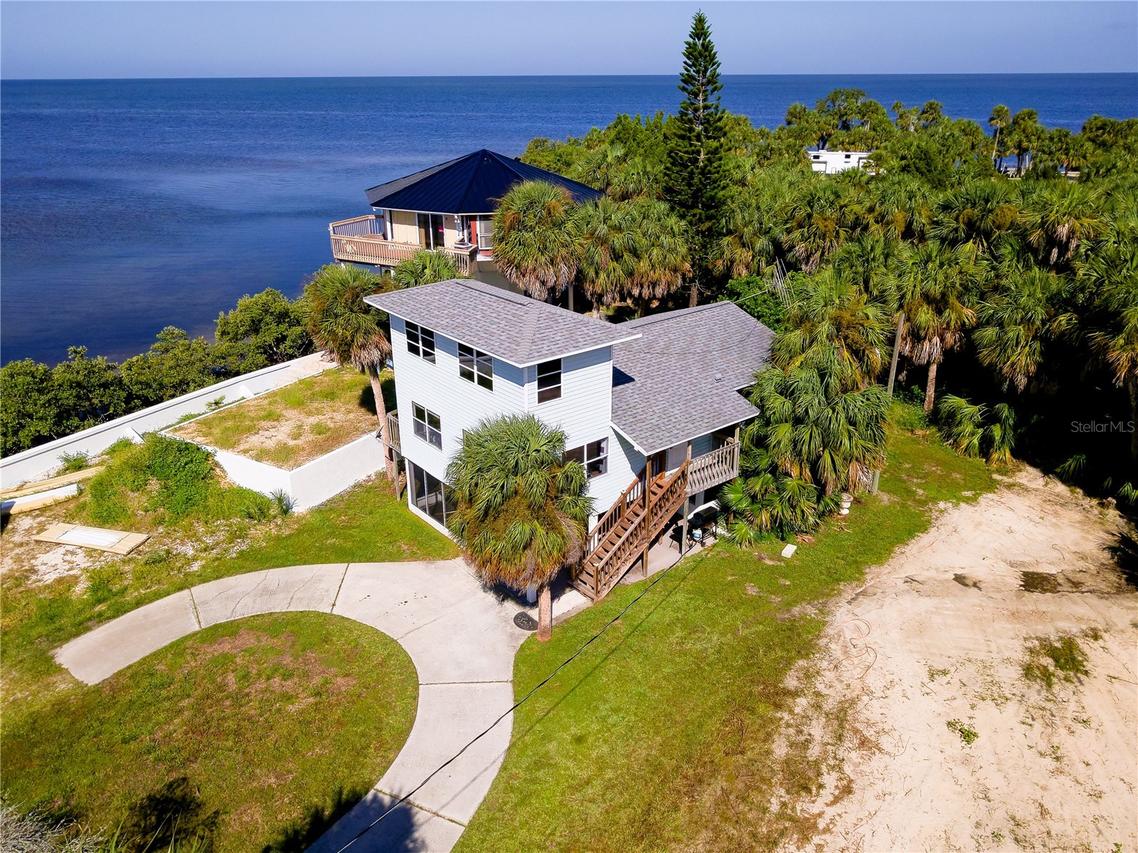 3457 Cyclone Dr., Weeki Wachee, FL 34607