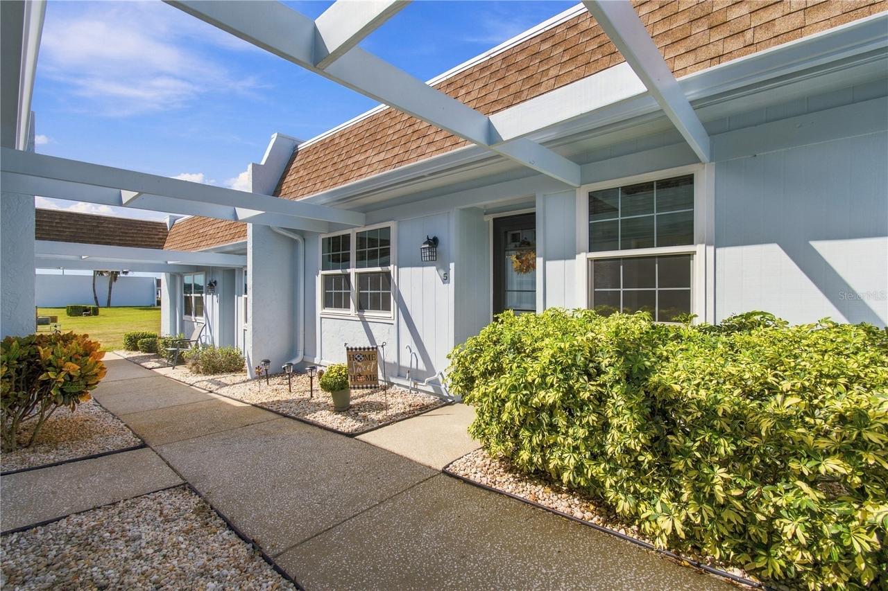 8220 Seven Oaks Ct. #5, Port Richey, FL 34668