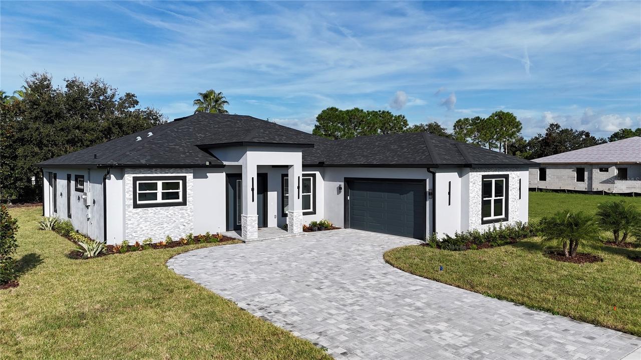 151 Blazing Star Ave., Lake Alfred, FL 33850