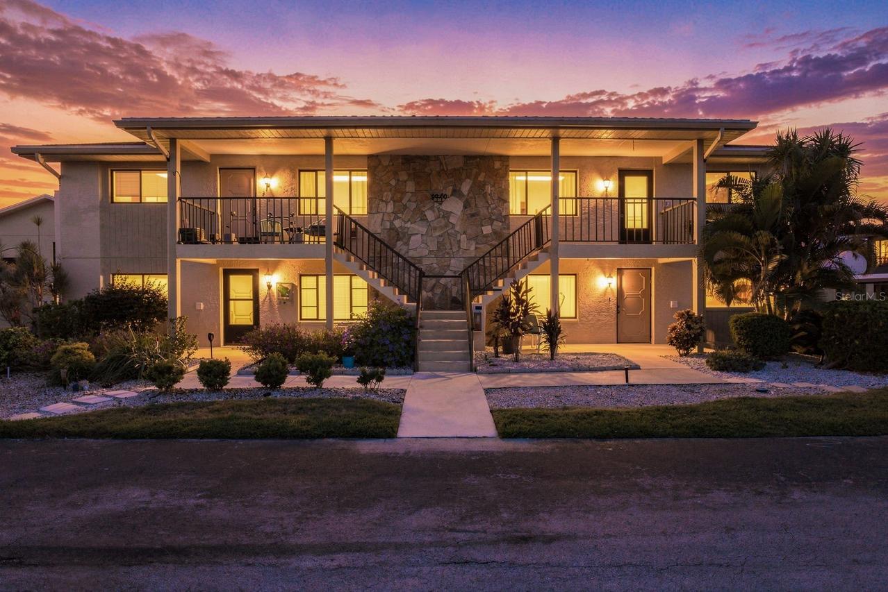 9960 Eagles Point Cir. #4, Port Richey, FL 34668