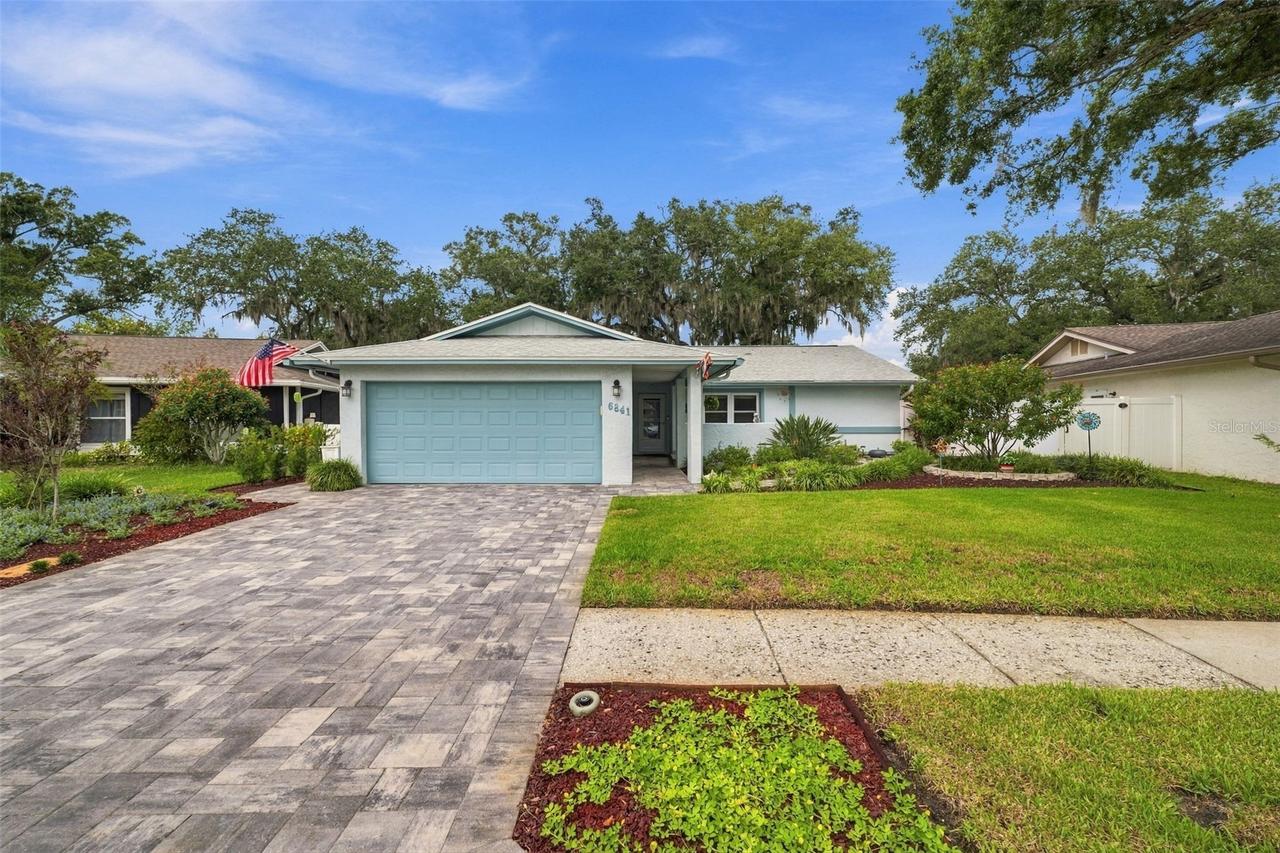 6841 Circlecreek Dr., Pinellas Park, FL 33781