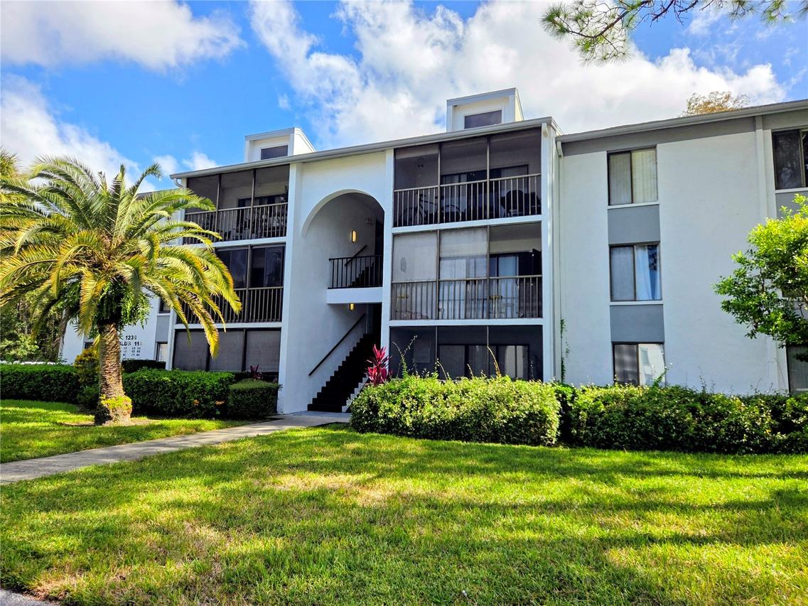 1236 Pine Ridge Cir. #B1, Tarpon Springs, FL 34688