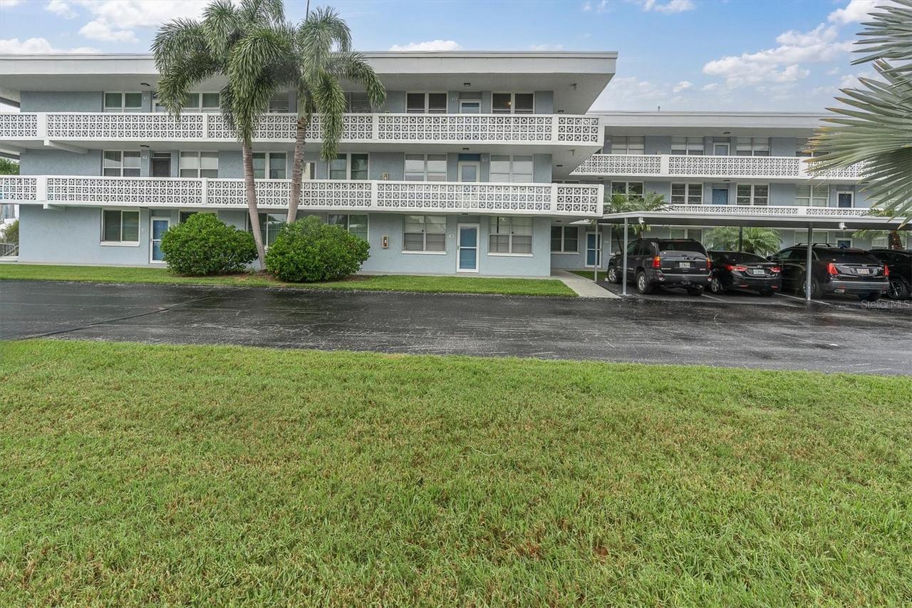 4715 Bay St. #330, St Petersburg, FL 33703