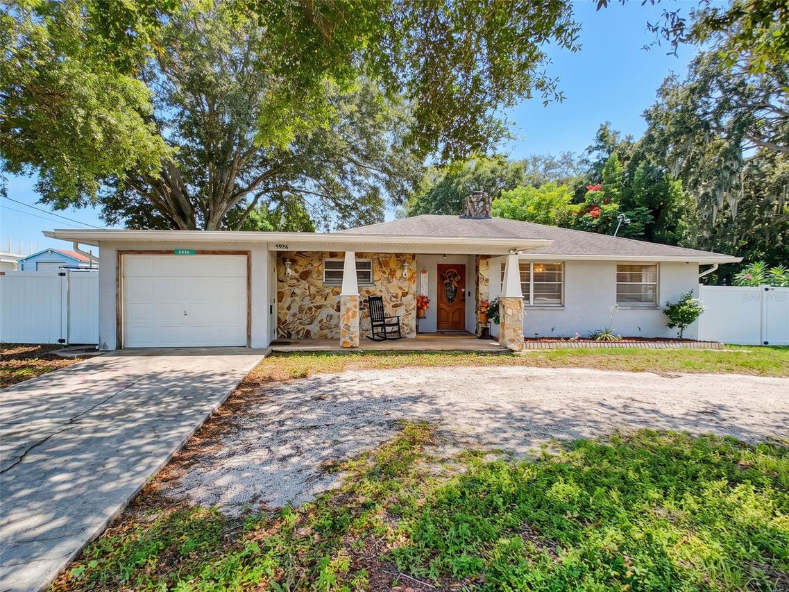 5926 Grey St., New Port Richey, FL 34652