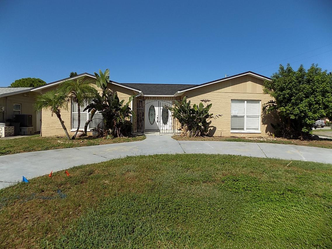 13701 Garris Dr., Hudson, FL 34667