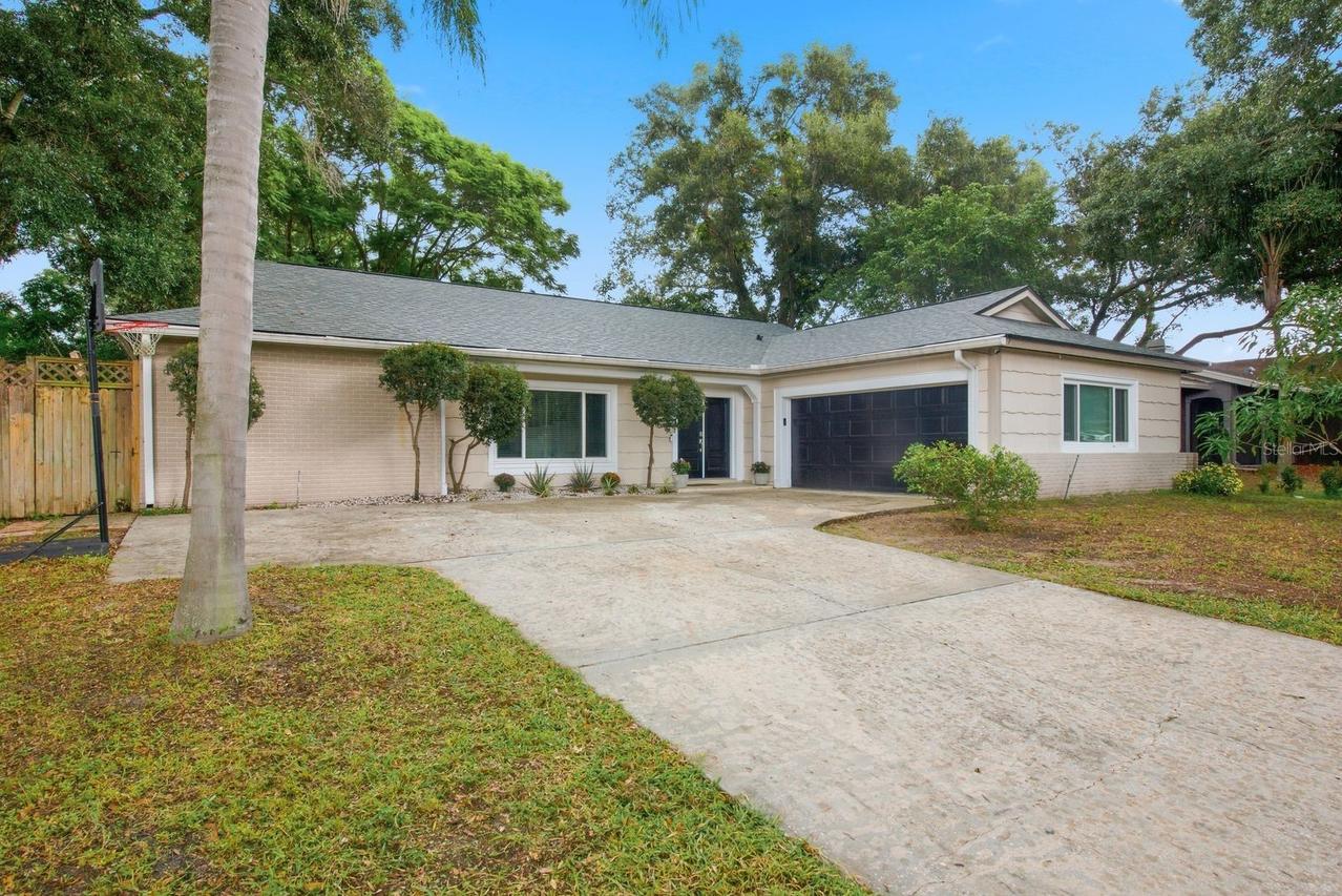 2447 Grove Ridge Dr., Palm Harbor, FL 34683