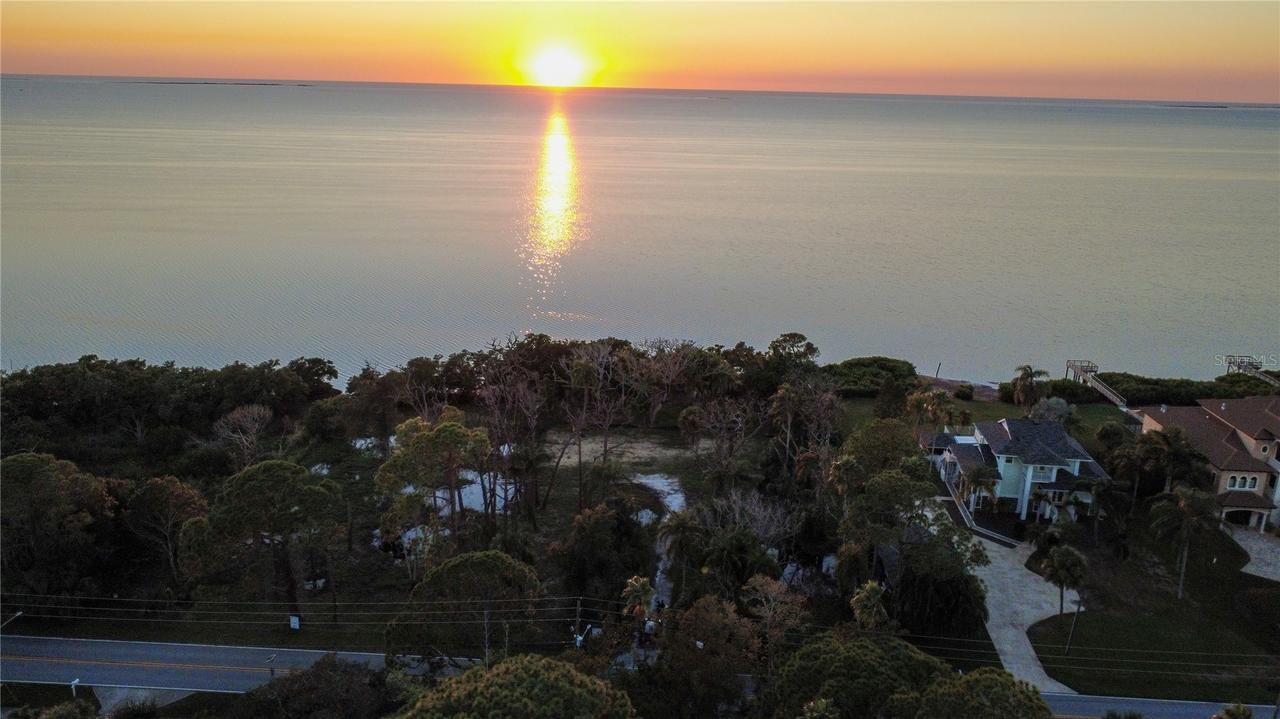 1020 S Florida Ave., Tarpon Springs, FL 34689