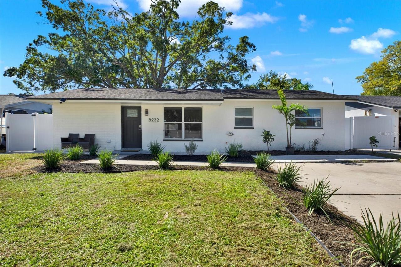 8232 82nd Ave., Seminole, FL 33777
