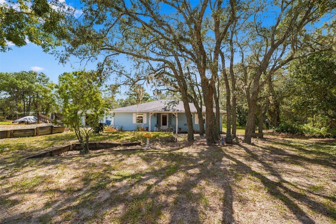 10360 Golden Ave., Weeki Wachee, FL 34613