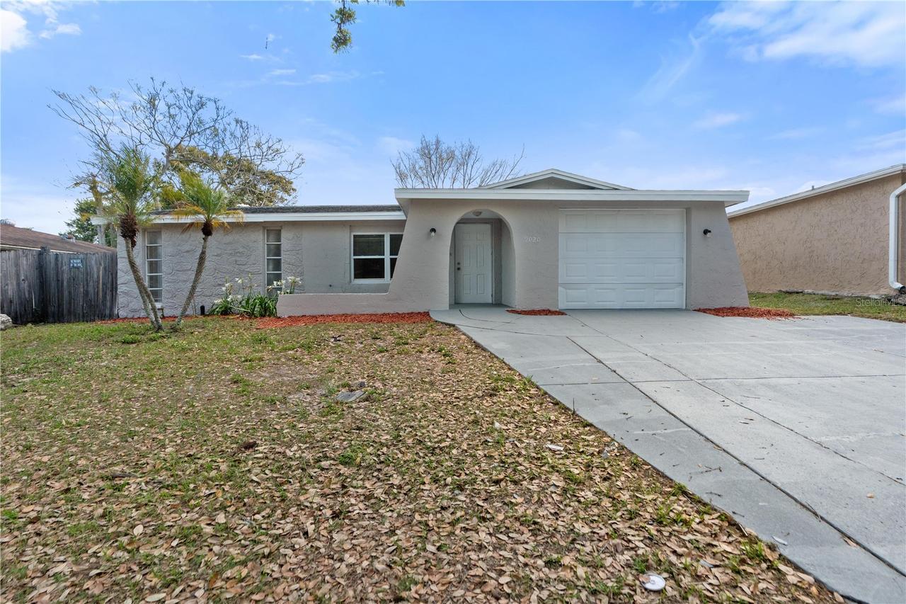 9020 Hunt Club Ln., Port Richey, FL 34668