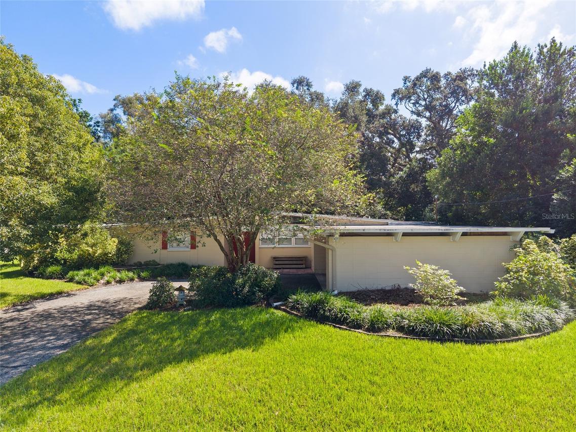 1211 Brookside Dr., Clearwater, FL 33764