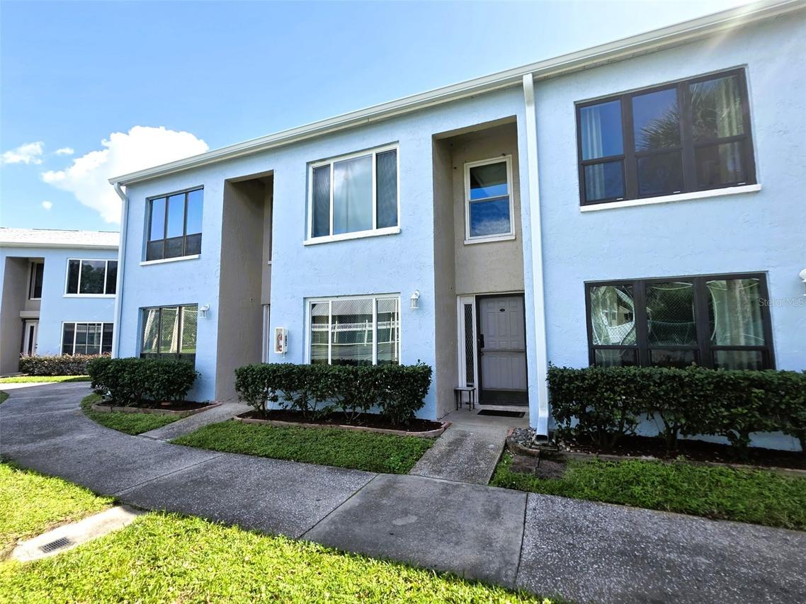 1735 Cupecoy Cir. #L-1, Lutz, FL 33558