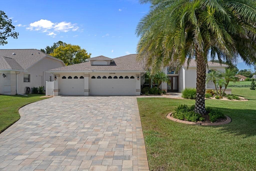 2306 Whisper Walk Dr., Spring Hill, FL 34606