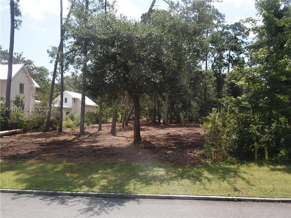 7 Hardaway St., Bluffton, SC 29910