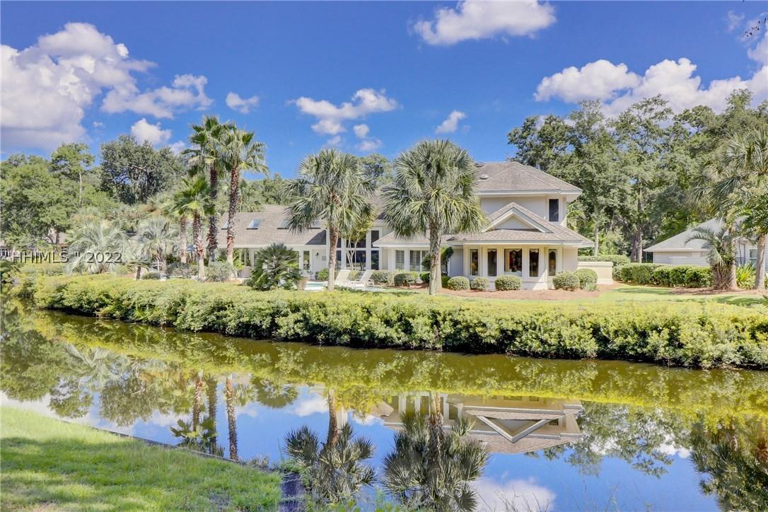 7 Shaftsbury Ln., Hilton Head Island, SC 29926