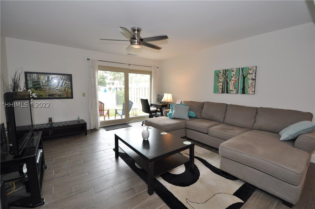 15 Deallyon Ave. #112, Hilton Head Island, SC 29928