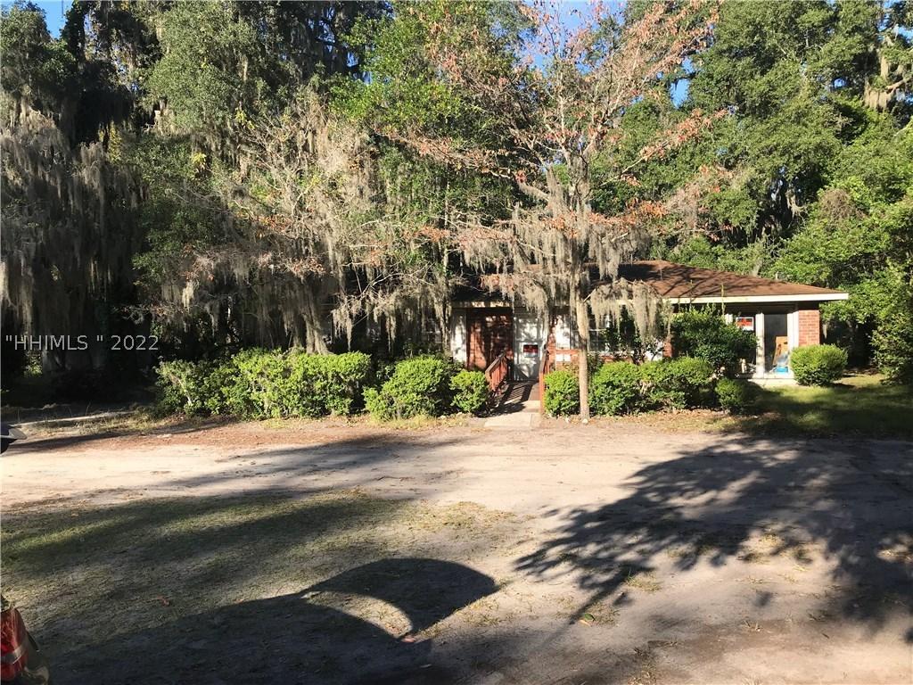 14 Lawrence St., Bluffton, SC 29910