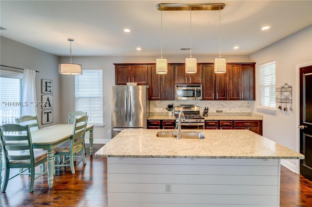 74 9th Ave., Bluffton, SC 29910