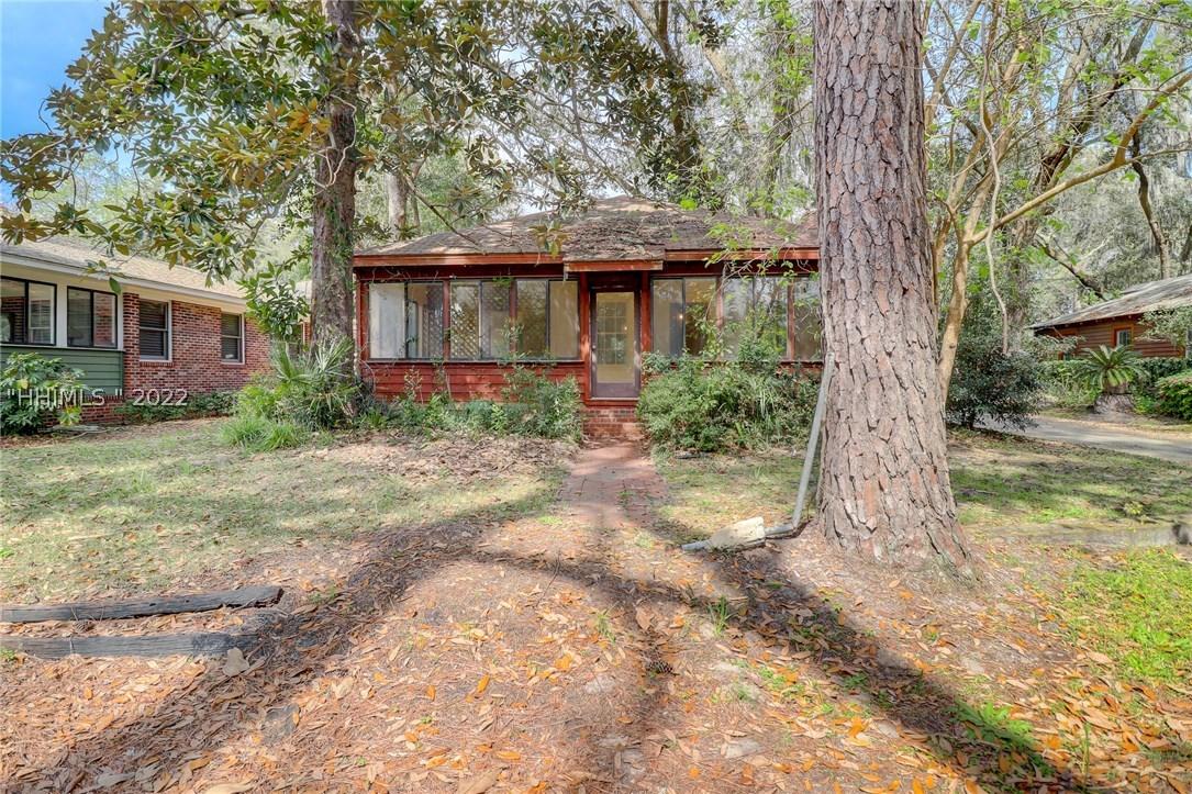 39 Oyster St., Bluffton, SC 29910